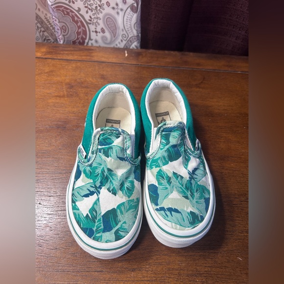 Vans Other - Vans Green Leaf Kids Slip-On Sneakers